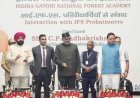 देहरादून : विकास और संरक्षण साथ-साथ चल सकते हैं: उपराष्ट्रपति