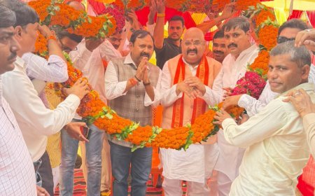 सांसद अशोक रावत का कछौना में भव्य स्वागत, मिशन 2027 की जीत के लिए कार्यकर्ताओं ने भरी हुंकार