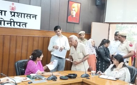 सोनीपत : प्राथमिकता के आधार पर सभी शिकायतों का समाधान करें संबंधित अधिकारी - संयुक्त आयुक्त मीतू धनखड़
