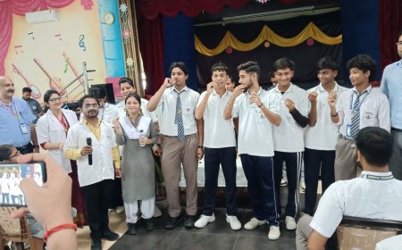 राष्ट्रीय कृमि मुक्ति दिवस पर 2000 से अधिक बच्चों को खिलाई गई एल्बेंडाजोल की दवा