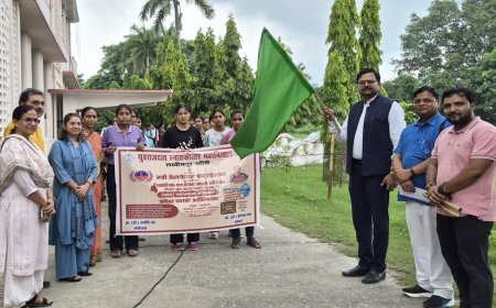 लखीमपुर खीरी : वाईडीसी में एचपीवी जागरूकता सेमिनार, छात्राओं ने रैली निकालकर दिया कैंसर से बचाव का संदेश