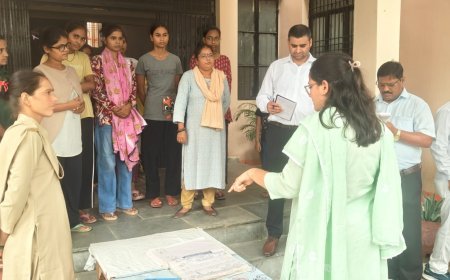 सीडिओ के औचक निरीक्षण मे छात्रावासों  मे खामियां, खामियों को दुरुस्त करने के निर्देश