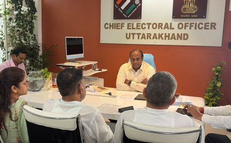 देहरादून : कांग्रेस प्रतिनिधिमंडल ने मुख्य निर्वाचन अधिकारी से की मुलाकात, SIR प्रक्रिया को लेकर हुई चर्चा