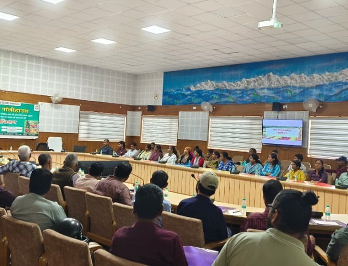 पौड़ी गढ़वाल : पॉलीहाउस से बढ़ेगी किसानों की आय, आधुनिक खेती पर प्रशिक्षण शुरू