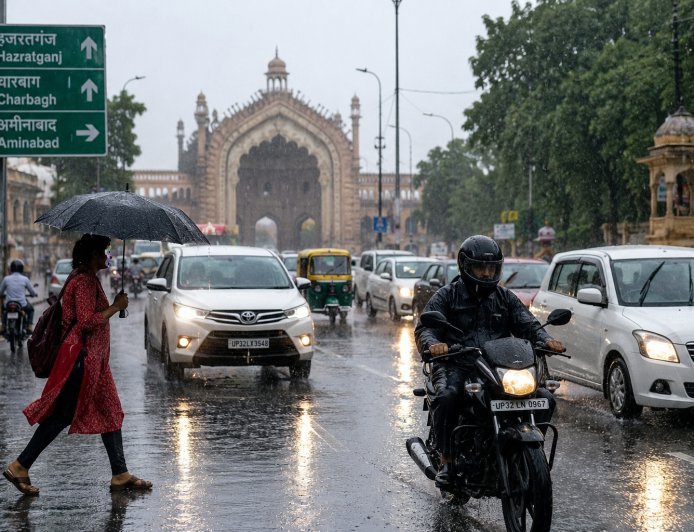 लखनऊ : यूपी में झमाझम बारिश, 50 जिलों में भारी बारिश का अलर्ट