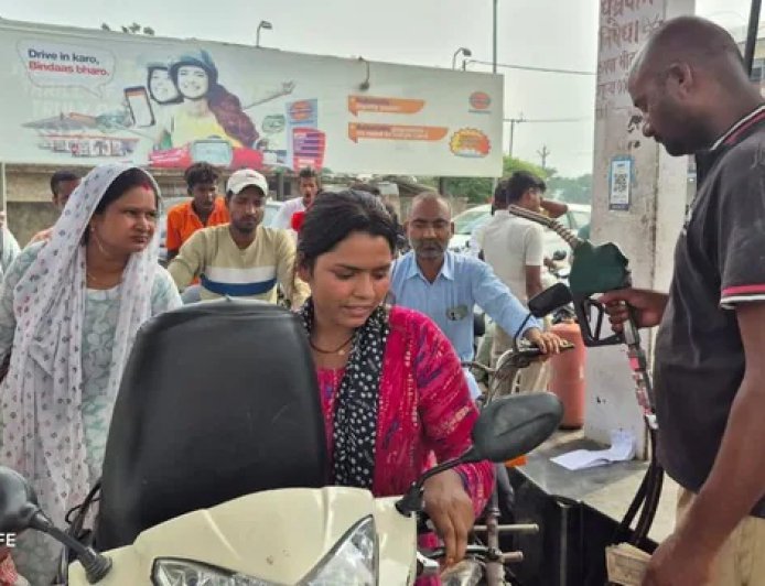 ब्रेंट क्रूड 80 डॉलर से नीचे, फिर भी पेट्रोल-डीजल की कीमतों में नहीं हुआ बदलाव