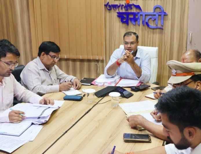 चमोली : हाईवे से हटेगा अतिक्रमण