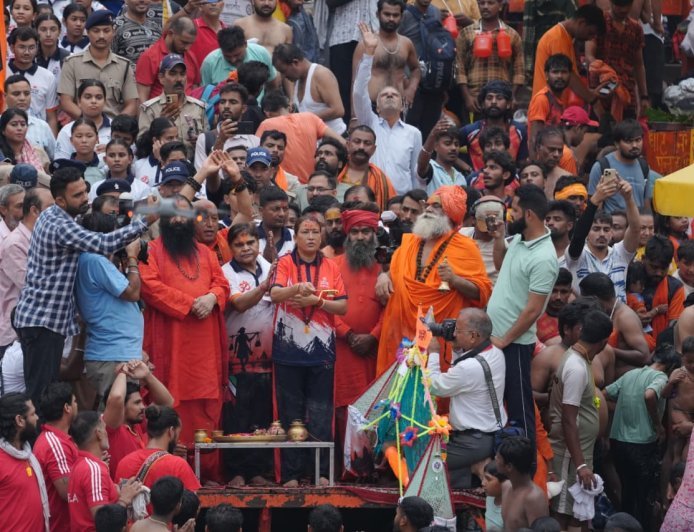 ओलंपिक 2036 के संकल्प के साथ रेखा आर्या की कांवड़ यात्रा