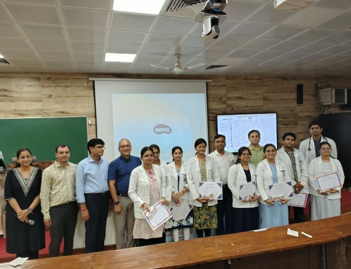 भारतीय बाल रोग अकादमी ने आयोजित किया 39 यूजी क्विज
