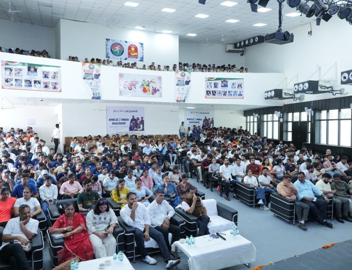 पीएम मोदी ने जेन-जी खिलाड़ियों से किया संवाद, हरियाणा खेल विश्वविद्यालय में उत्साहपूर्वक हुआ ‘खेलो इंडिया संवाद’ कार्यक्रम*