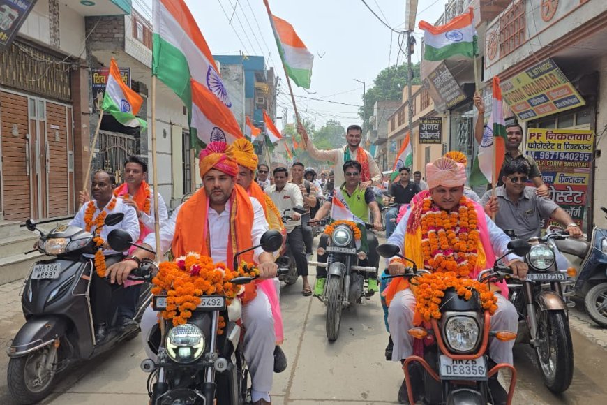 शहीदों की याद और तिरंगे के सम्मान में सोनीपत शहर में निकली गई भव्य तिरंगा यात्रा