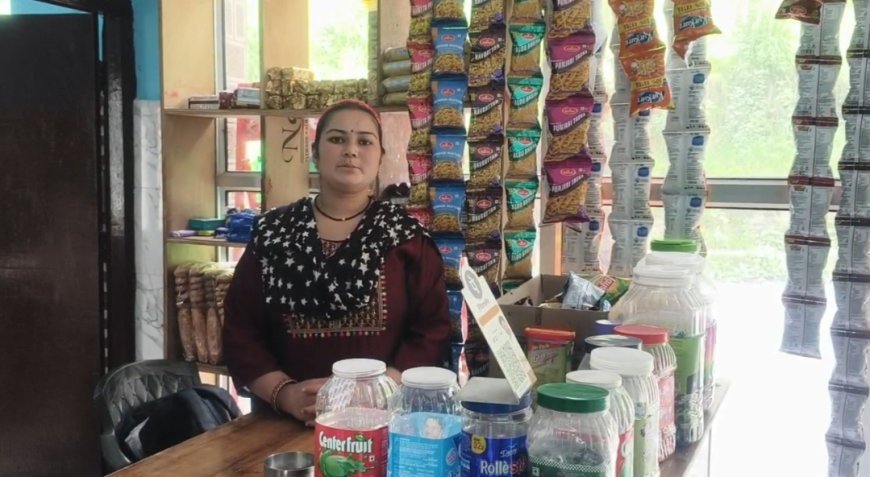 चमोली : रेस्टोरेंट से ₹30 हजार कमा रहीं रश्मि देवी
