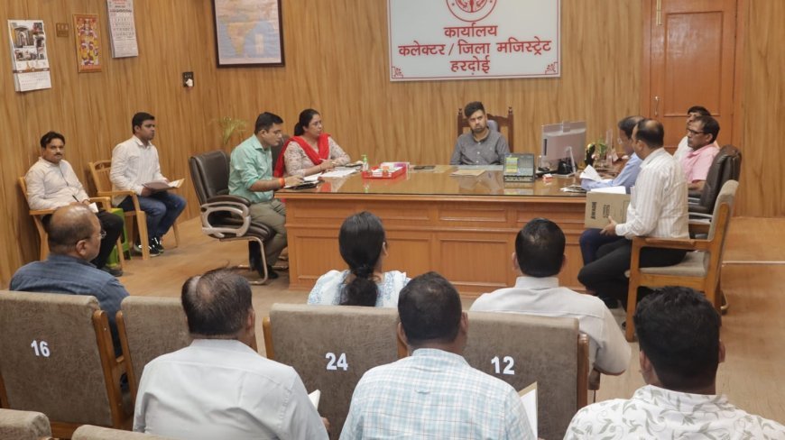 हरदोई में औद्योगिक गलियारा परियोजना के द्वितीय चरण को समयबद्ध पूरा कराने के निर्देश