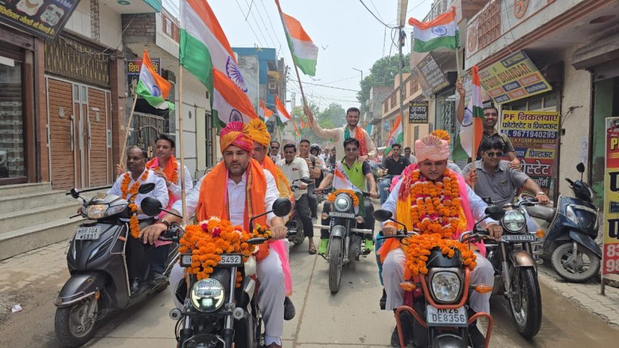 शहीदों की याद और तिरंगे के सम्मान में सोनीपत शहर में निकली गई भव्य तिरंगा यात्रा
