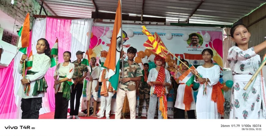 तिरंगे के साथ ‘बड़े सर’ की याद, भावुक हुआ डाल सिंह मेमोरियल स्कूल