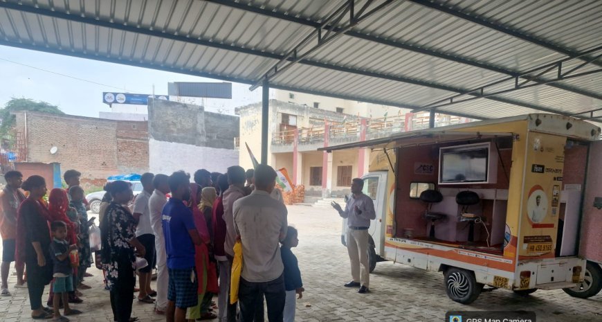 करनाल से शुरू हुआ 'दिशा' मोबाइल जागरूकता अभियान पहुंचा सोनीपत, मोबाइल वैन से दी जा रही कानूनी अधिकारों व निःशुल्क विधिक सहायता की जानकारी