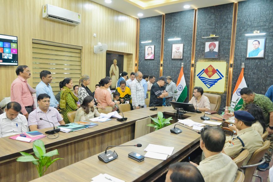 देहरादून : समाधान दिवस में 140 शिकायतें, डीएम ने दिए कड़े निर्देश