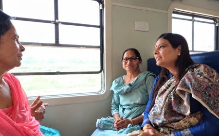 हाइड्रोजन ट्रेन में सवार हुईं भाजपा प्रदेश अध्यक्ष, बोलीं- आधुनिक दौर की ओर बढ़ रहा रेलवे