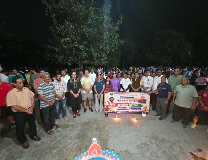 सोनीपत: सेवा संकल्प अभियान के तहत हरियाणा खेल विश्वविद्यालय में ‘आशीर्वाद का दीया’ कार्यक्रम एवं वृक्षारोपण अभियान आयोजित