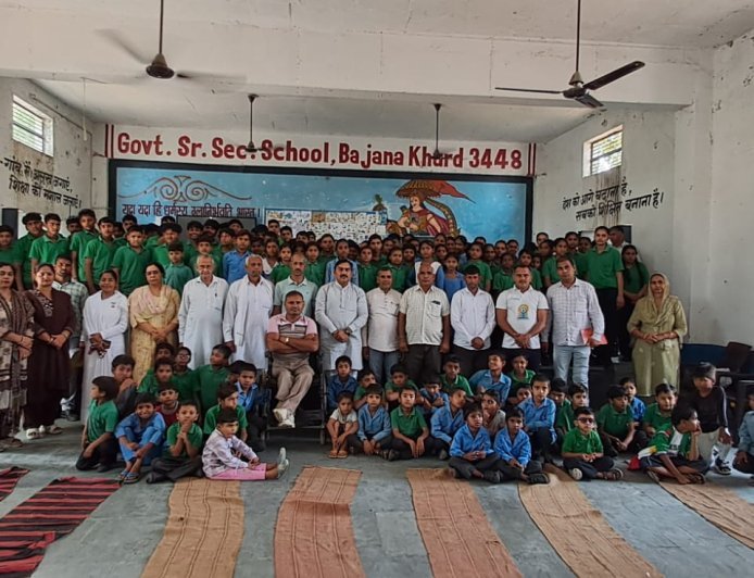 सोनीपत: आयुष विभाग ने लोगों को कराया योगाभ्यास, योग को दैनिक जीवनशैली का हिस्सा बनाने के लिए किया प्रेरित*
