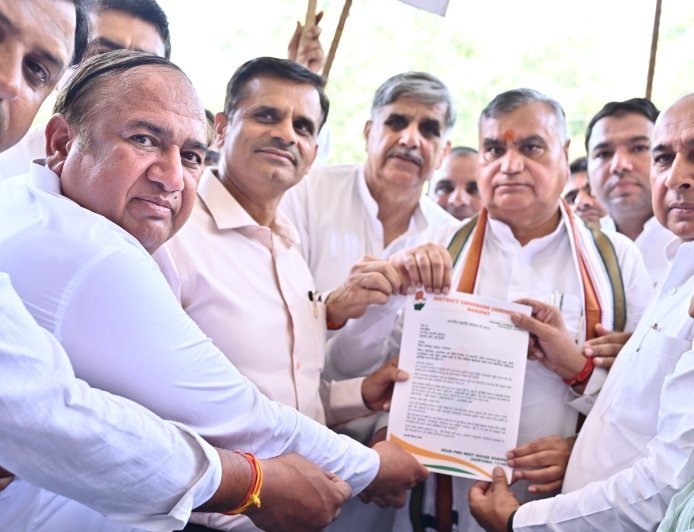 सोनीपत में चलाया ओबीसी हक हुंकार अभियान, जातीय जनगणना के लिए डीसी को सौंपा ज्ञापन