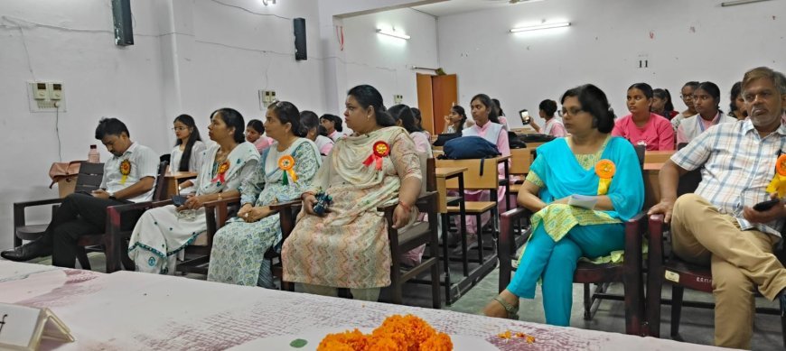 हिन्दी दिवस के उपलक्ष्य में रमाबाई राजकीय महिला स्नातकोत्तर महाविद्यालय में भाषण प्रतियोगिता का आयोजन