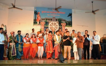 लखीमपुर खीरी : वाईडी कॉलेज में हुआ ‘रश्मिरथी’ का शानदार मंचन