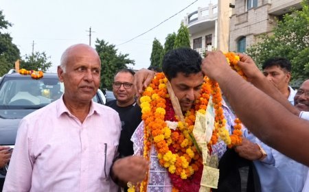सोनीपत: 10 से 11 बार असफलता के बाद अभिषेक सरोहा ने रचा इतिहास, HCS-2026 में हरियाणा में किया टॉप