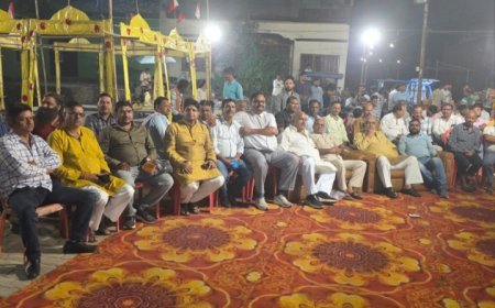 पठकाना रामलीला में हनुमान के पराक्रम से गूंज उठी लंका, जीवंत मंचन ने मोहा दर्शकों का मन