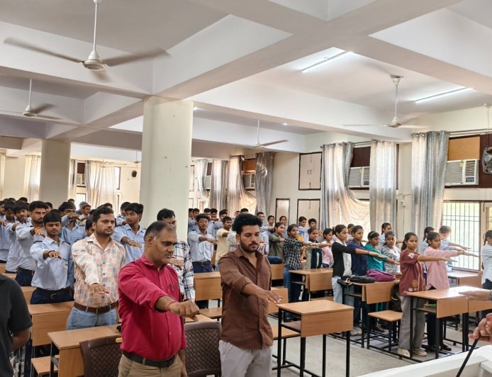 राजकीय आईटीआई सोनीपत में ‘वोकल फॉर लोकल’ कार्यक्रम आयोजित विद्यार्थियों को स्वदेशी उत्पाद अपनाने के लिए किया प्रेरित* 
