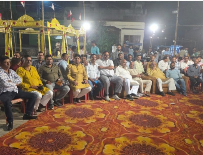 पठकाना रामलीला में हनुमान के पराक्रम से गूंज उठी लंका, जीवंत मंचन ने मोहा दर्शकों का मन