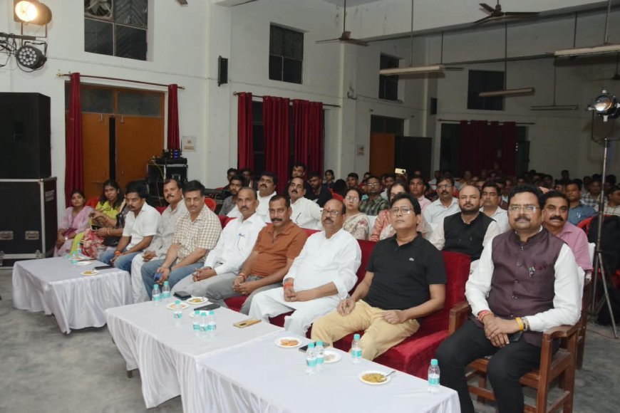 लखीमपुर खीरी : वाईडी कॉलेज में हुआ ‘रश्मिरथी’ का शानदार मंचन